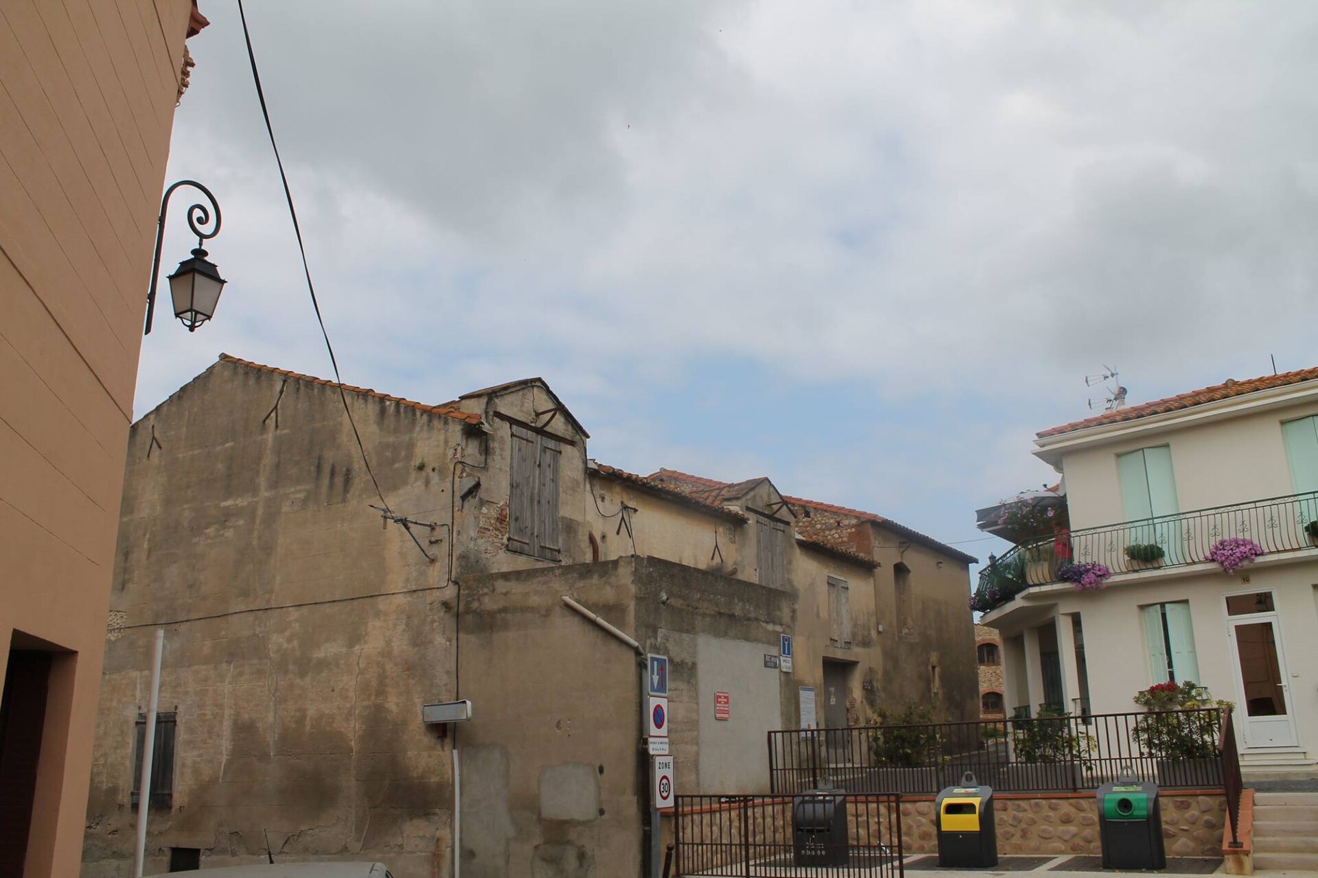 Rue de maisons catalanes à Canet-en-Roussillon